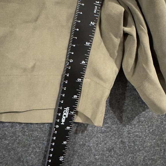 Tuckernuck Felix Shorts Women's 6 Olive Green Pleated Front Rayon Pockets - Picture 8 of 10